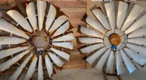 barn metal constrast