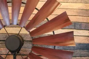 Weathered Barn Red 37